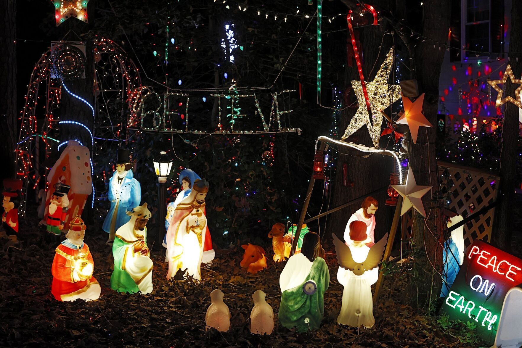 20221124_MET_XMAS_ER_01
